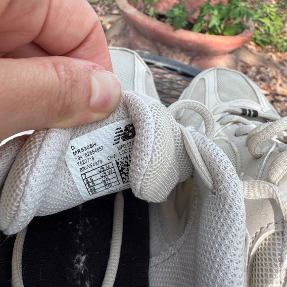 Women’s New Balance 530 - Picture 6 of 7